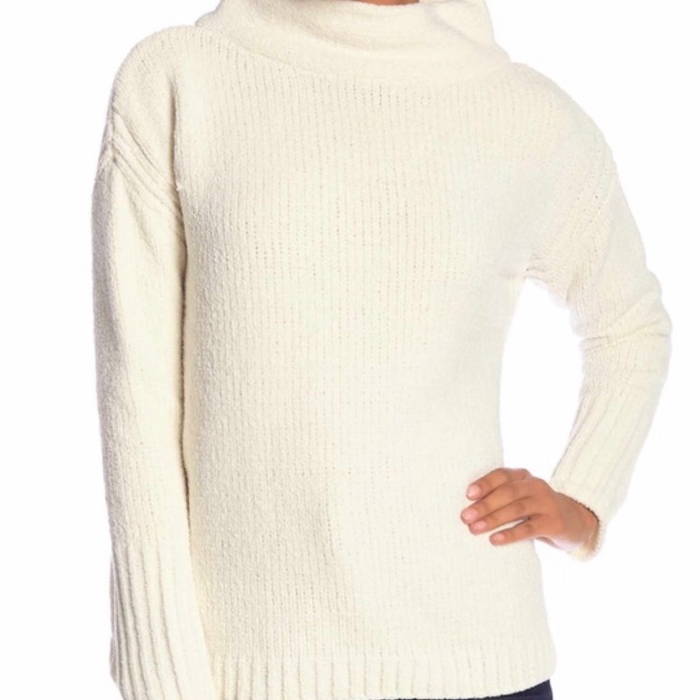 NWT Ivory Mock Neck Chenille Oversized Sweater MED